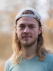 Foto von Julian Schlumberger, Co-Fraktionsvorsitzender der GRÜNEN im Rat der Stadt Göttingen